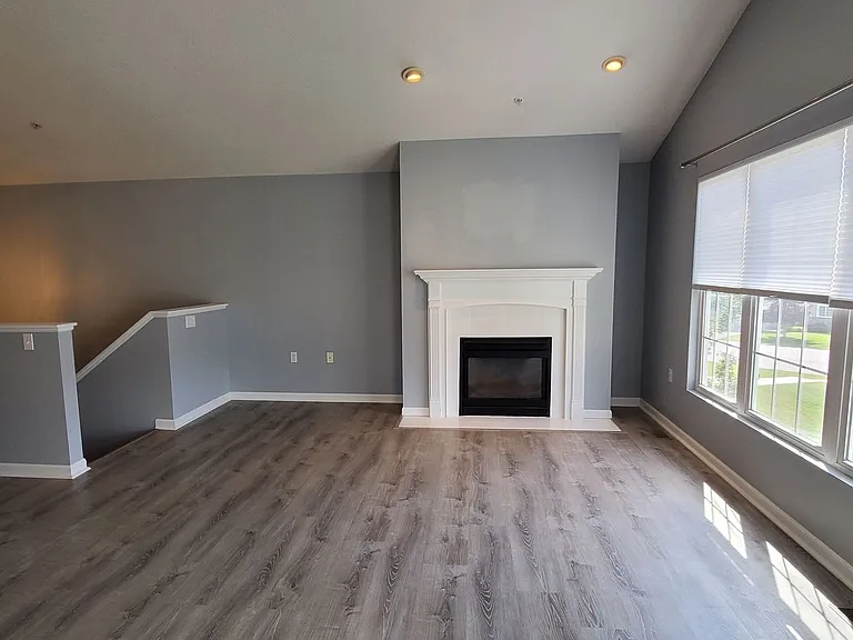 3231 Wexford Dr — Photo 3