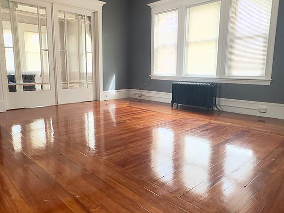 4th image of 1260 Newport Ave Floor 2