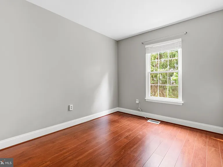 6410 Blarney Stone Ct — Photo 21