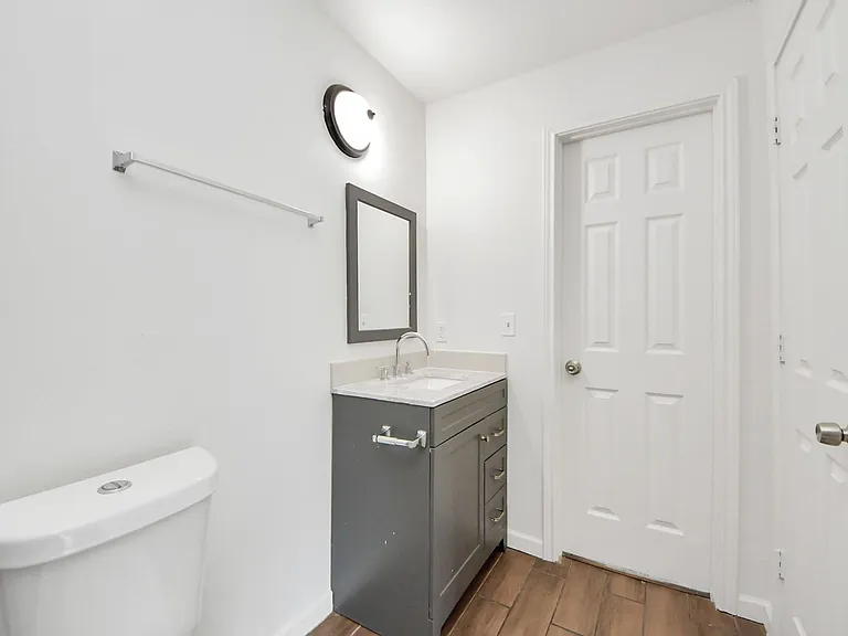 12068 Beechnut St #C — Photo 30