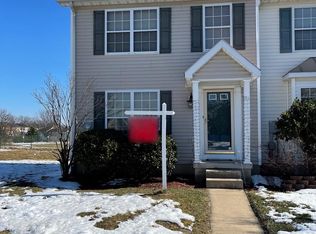 201 Copperfield Ln, Winchester, VA 22602