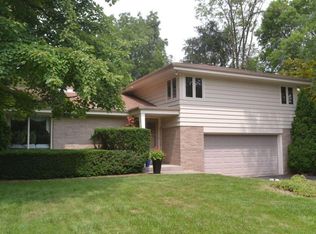 11622 W Clarke St, Wauwatosa, WI 53226
