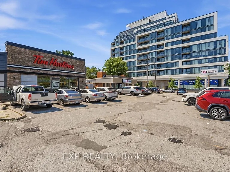 859 The Queensway #905 — Photo 39