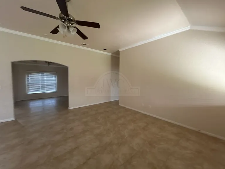 710 Aries Ave — Photo 5
