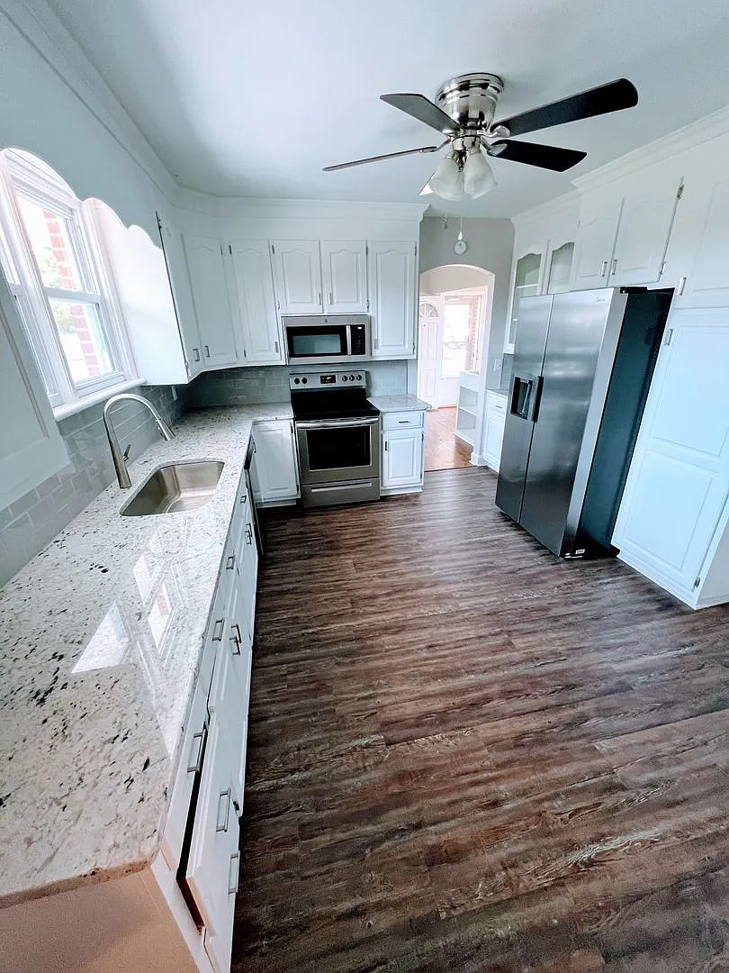 4 Bedroom Home in Campbell County — Photo 4