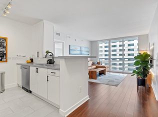 335 Biscayne Blvd #3008, Miami, FL 33131
