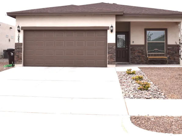 1083 Nickel Hill Ave, Santa Teresa, NM 88008