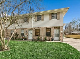 135 Lakewood Dr APT D, Luling, LA 70070