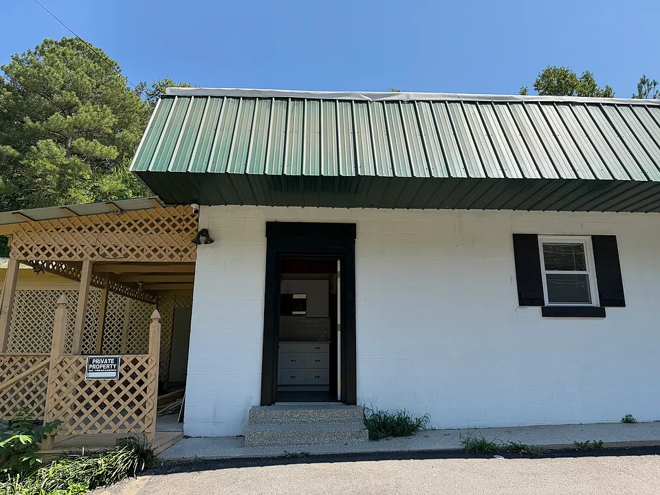 1433 Old Highway 5 #B