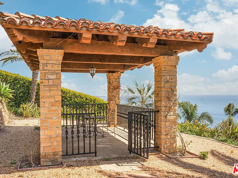 4440 Encinal Canyon Rd #GH — Photo 12