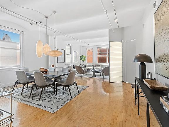 4th image of 154 W 18th St APT 6B
