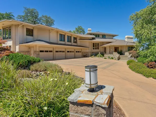 44 Hawk Ct, Folsom, CA 95630