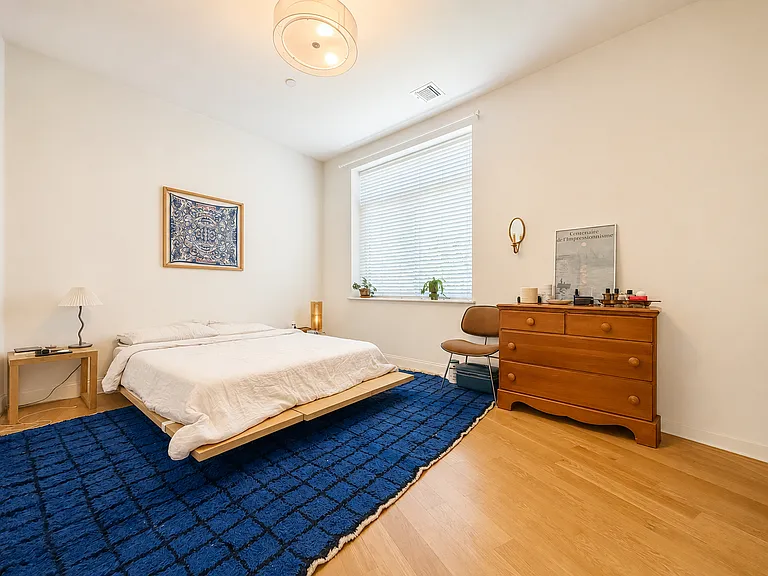 100 Engert Ave #2F — Photo 9