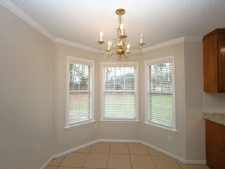 4007 Foxridge Ln — Photo 4