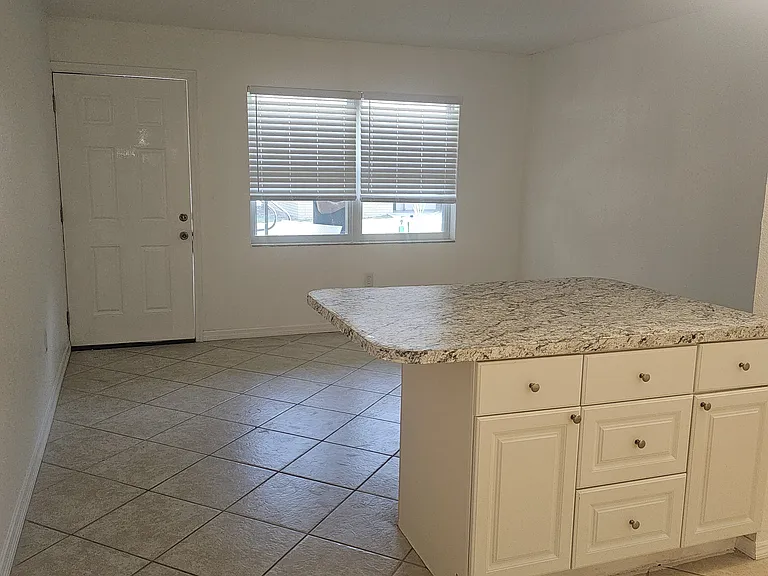 2501 Harn Blvd #H10 — Photo 1