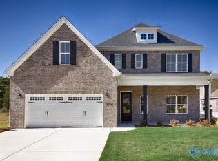 9506 Hampton Oak Dr, Owens Cross Roads, AL 35763