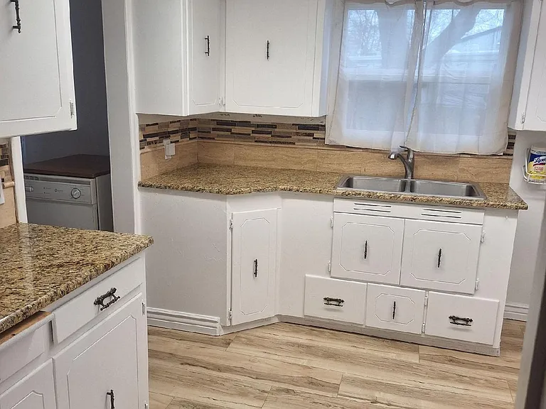 1421 N Farr Rd — Photo 13