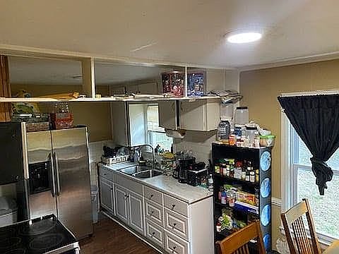 1st image of 2921 Waverly Ave