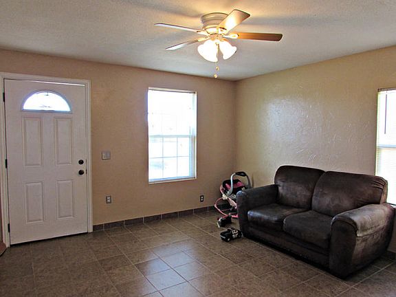 2nd image of 1105 S Porter Ave