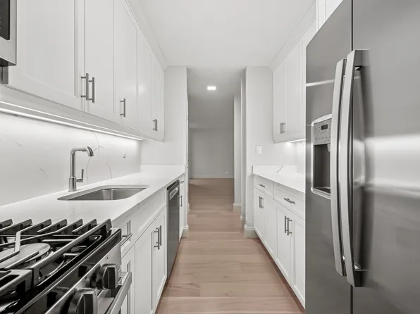 155 West 68th Street image 5 of 10