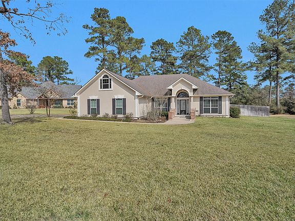 3rd image of 300 Deer Trace Blvd