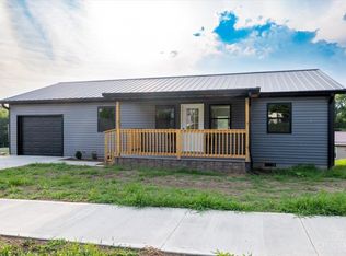 132 E Main St, Leesburg, OH 45135