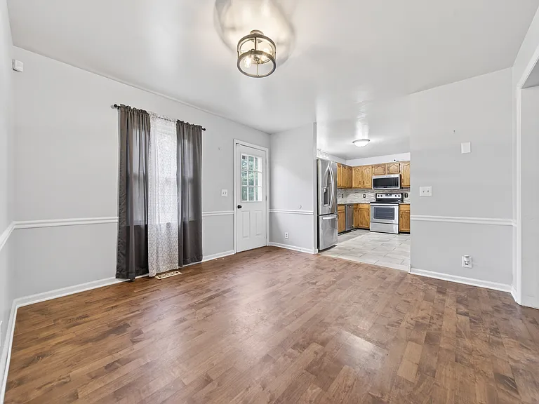 3918 Ashley Dr — Photo 41