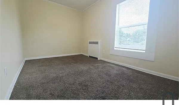 303 N Longwood St #B — Photo 3