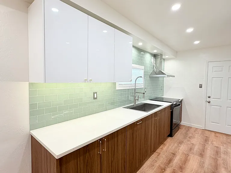 1314 Arrowood Dr — Photo 6