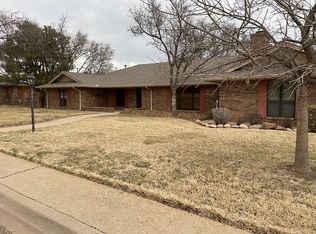 300 Maple Ave, Panhandle, TX 79068