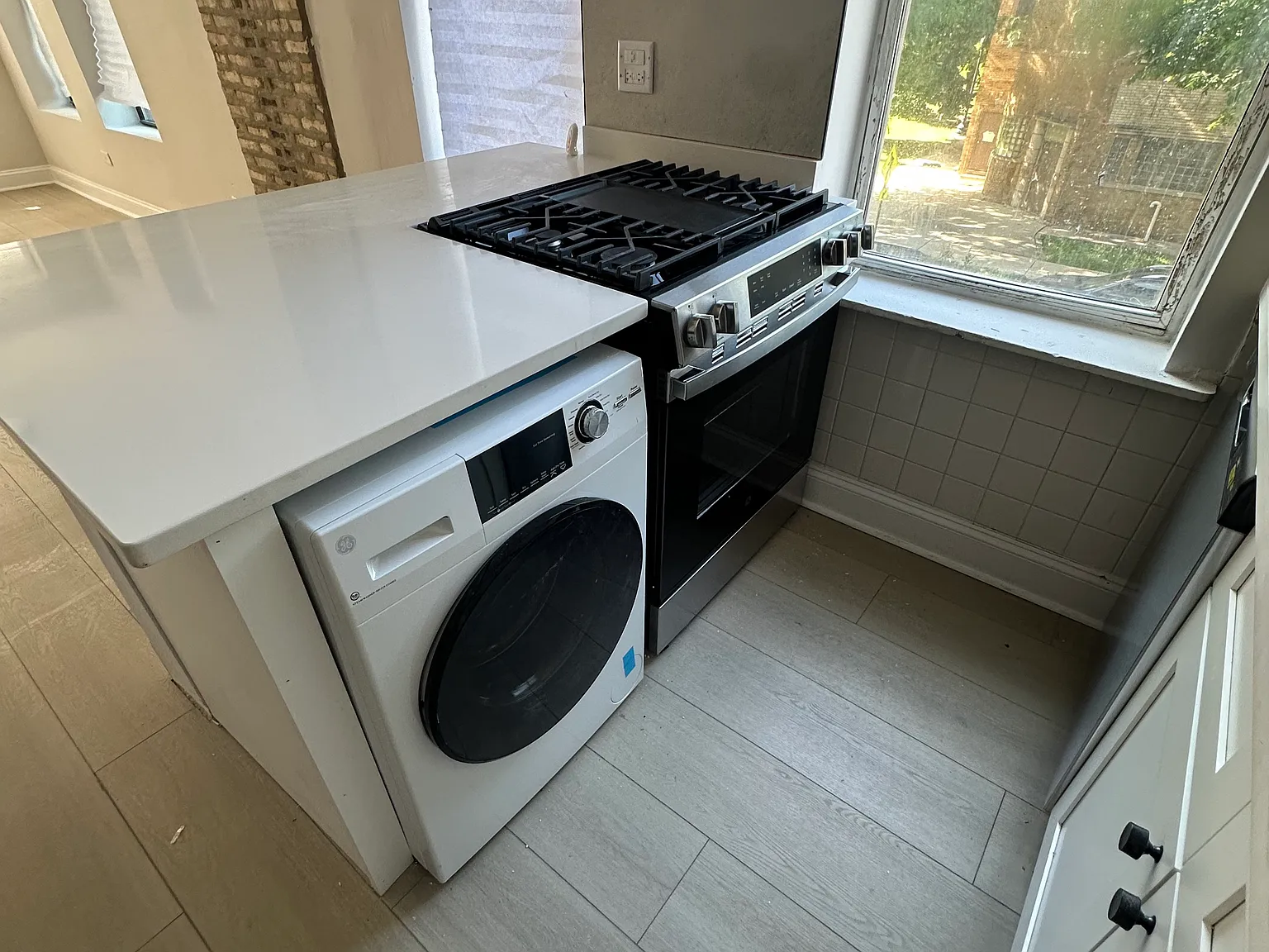 2 bed, 720 sqft, $1,600 — Photo 4
