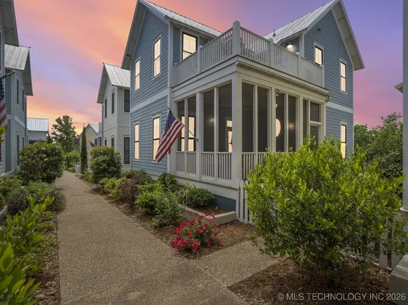 20 Redbud St #C, Eufaula, OK 74432