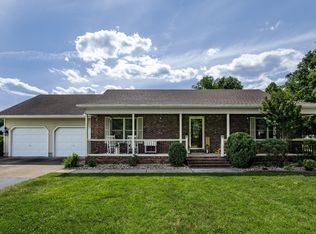 11539 Sherry Lynn Dr, Carbondale, IL 62901