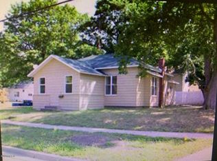 511 Wood St, Three Rivers, MI 49093