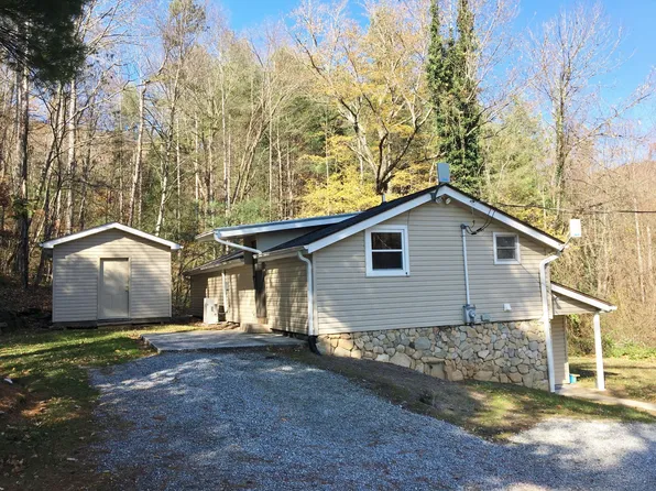 97 Venture Way, Hendersonville, NC 28792