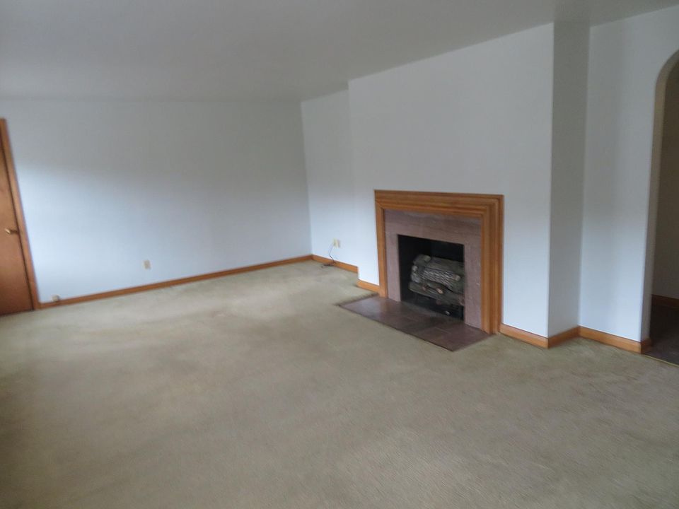 1st image of 607 Highland Ave #A