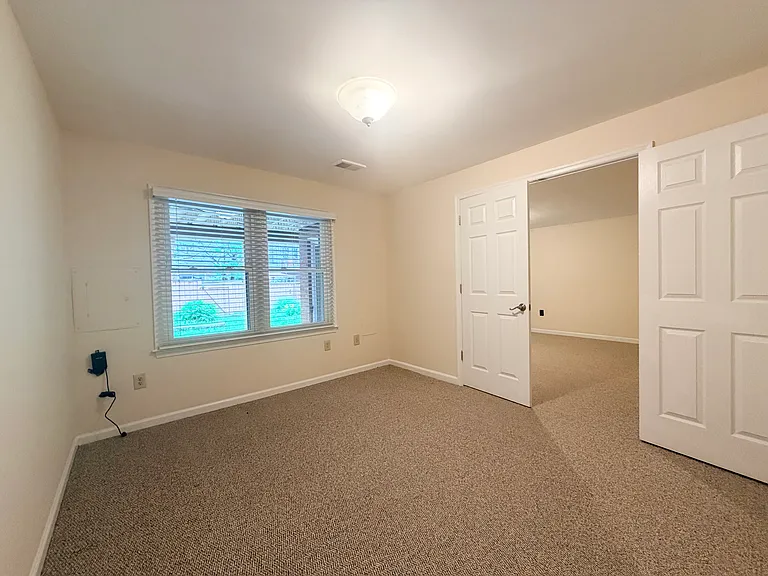 7418 Crestberry Ln — Photo 46