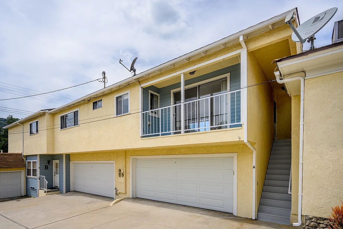 Building Photo - 3244 Montrose Ave #A