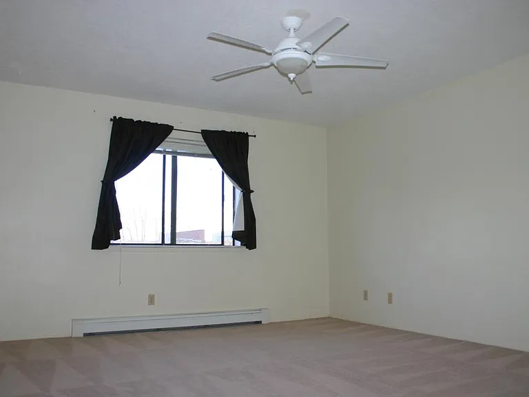 1300 Iris St #210 — Photo 16
