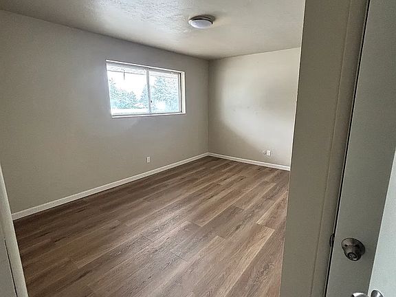 3rd image of 1809 E 16th St