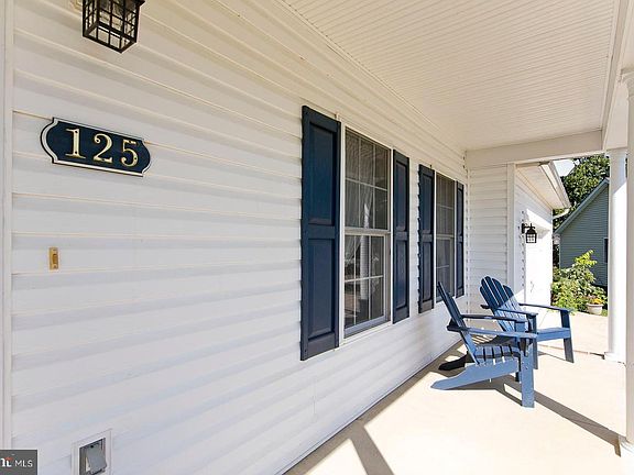 2nd image of 125 Maverick Ct