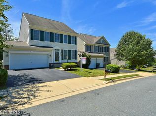 17638 Hampstead Ridge Ct, Dumfries, VA 22026