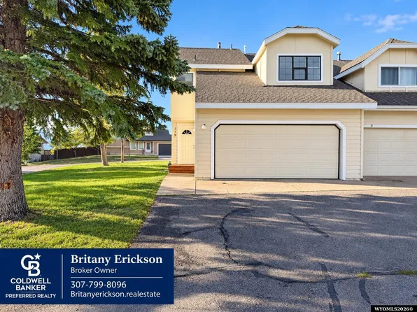 119 Fox Point Loop Rd, Evanston, WY 82930