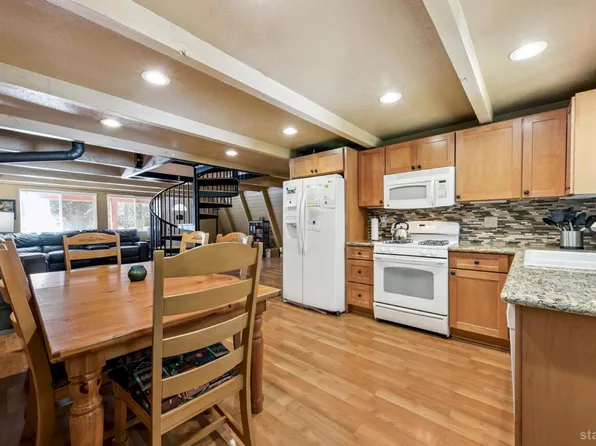 816 Kekin St, South Lake Tahoe, CA 96150