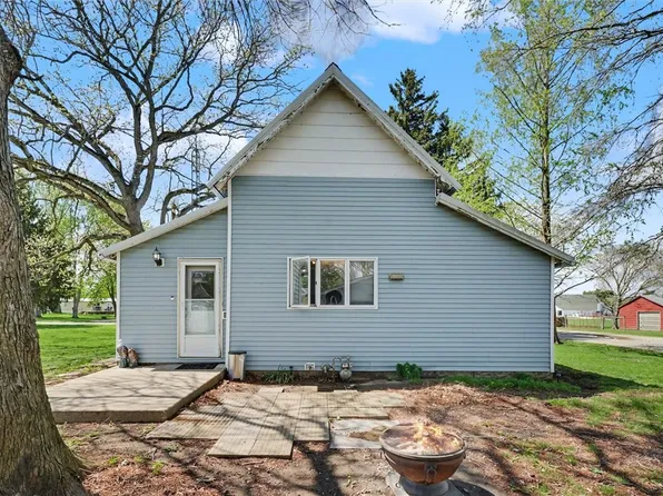 707 N Gray St, Sidell, IL 61876