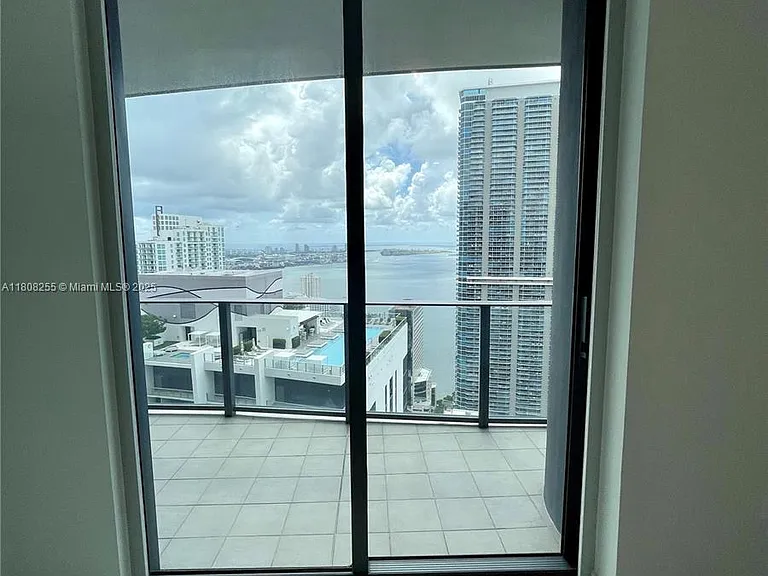 1000 Brickell Plz #Penthouse 5501 — Photo 34