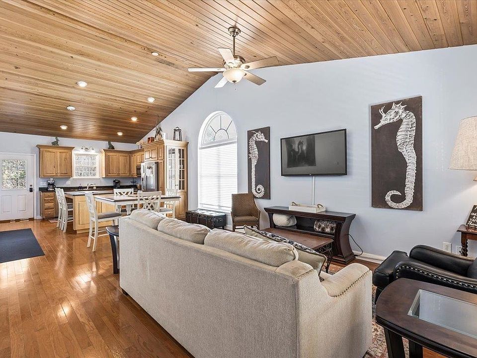 201 1st St NW UNIT B, Steinhatchee, FL 32359 Zillow