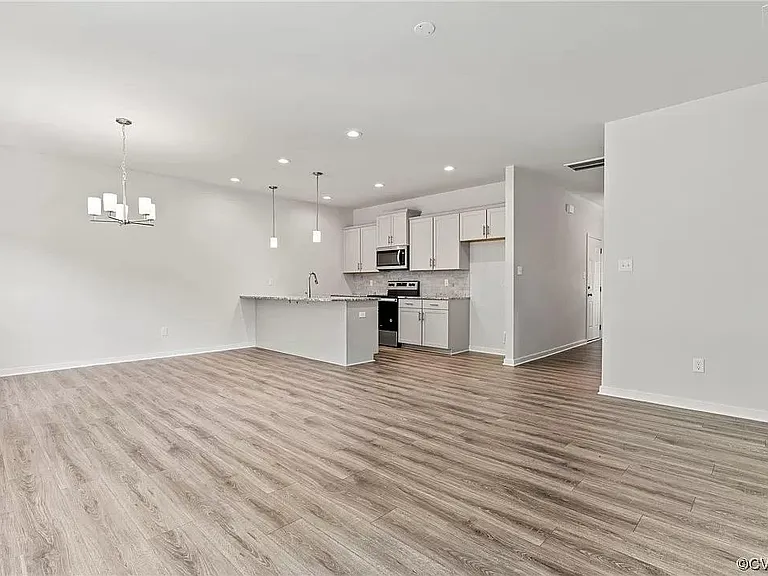 6504 Monroe Arbor Ln — Photo 3
