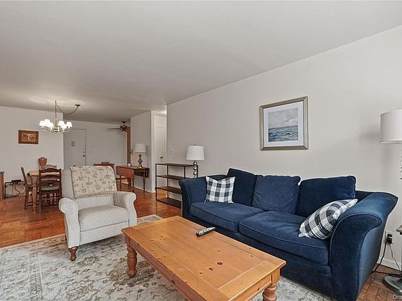 5th image of 80 William St APT 1H