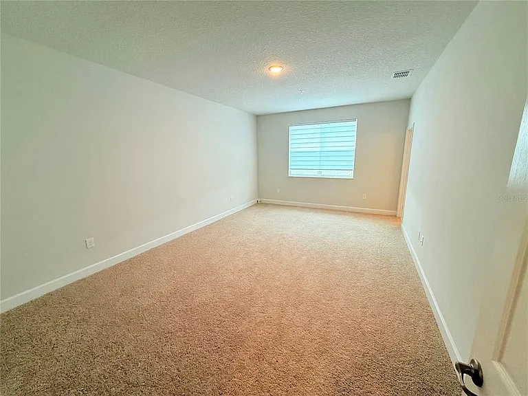237 Station Ln — Photo 15
